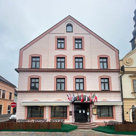 Hotel Bravo Ceska Trebova Kültér fotó