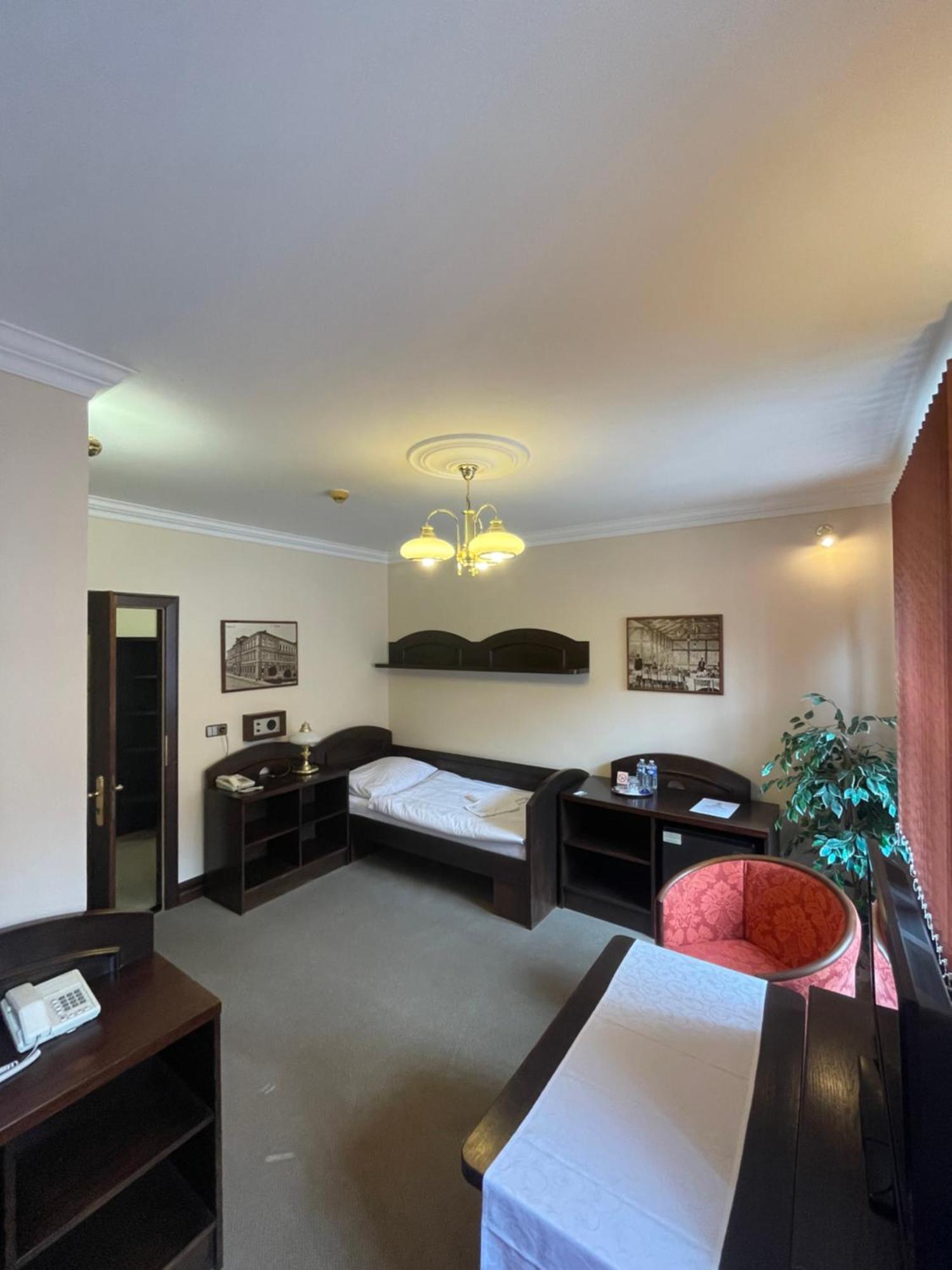Hotel Bravo Ceska Trebova Kültér fotó
