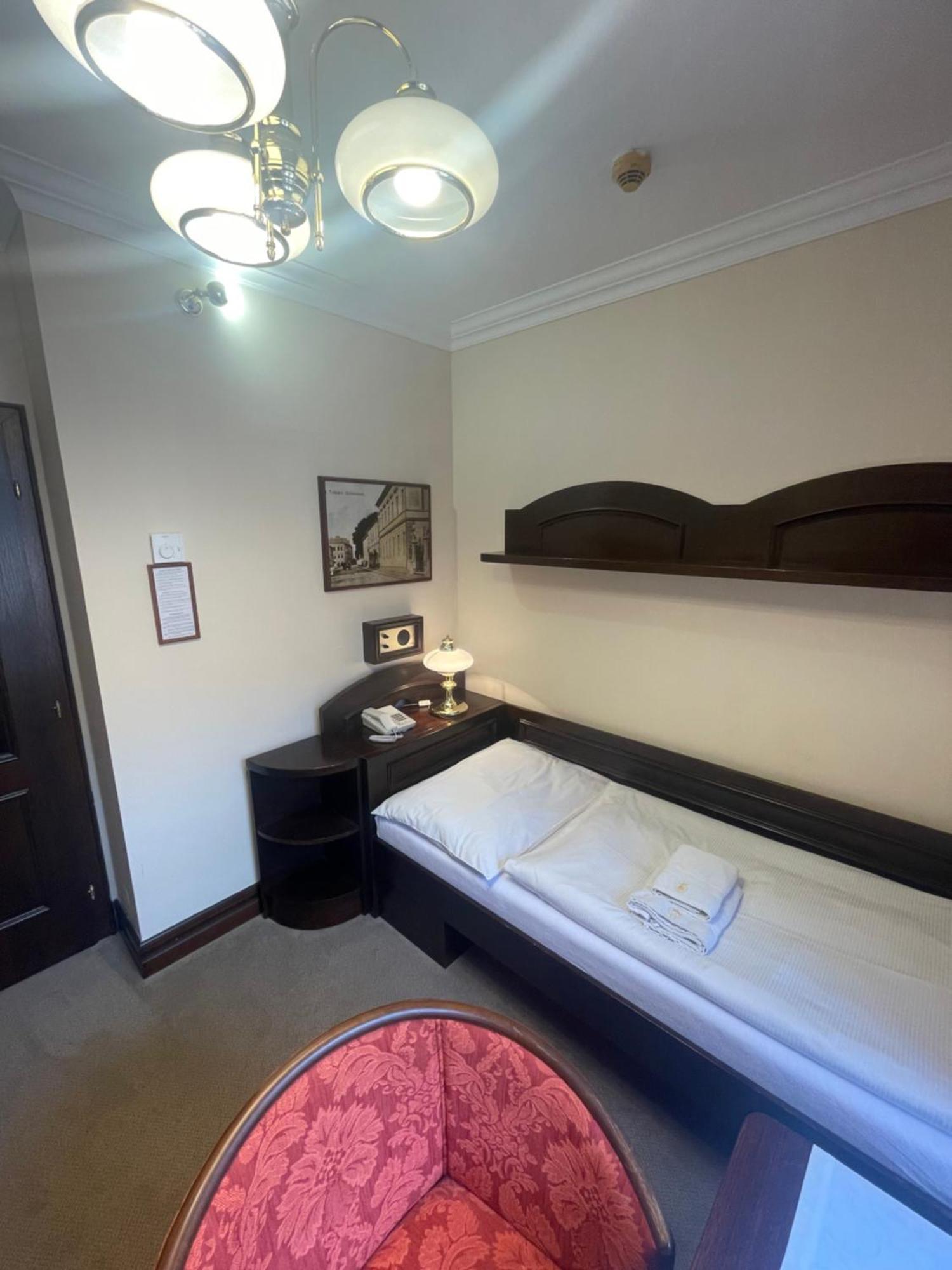 Hotel Bravo Ceska Trebova Kültér fotó