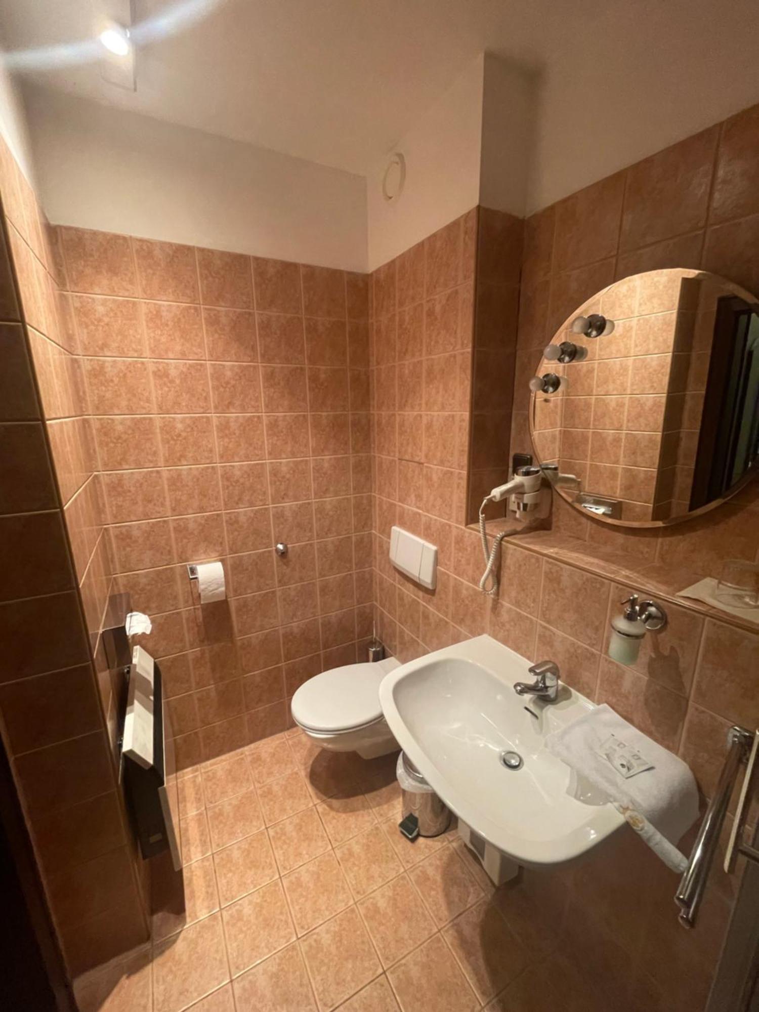 Hotel Bravo Ceska Trebova Kültér fotó